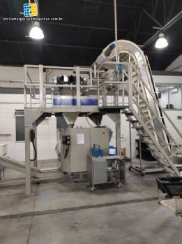 Vertical multi-head packaging Masipack