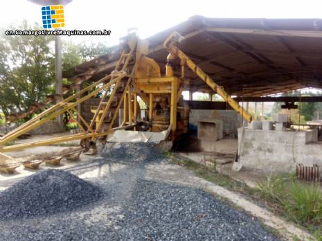Production line of precast concrete parts for different types of warehouses