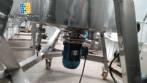 Open reactor tank for mixing and homogenizing products