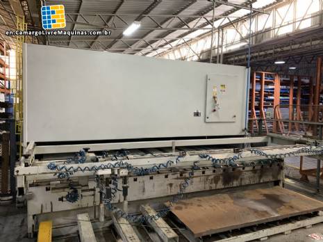 Guillotine for cutting plates Warcom