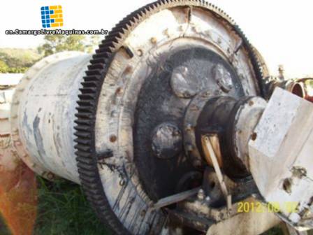 Continuous ball mill