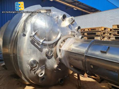 Reactor with internal electrostatic polishing 316 L stainless stee