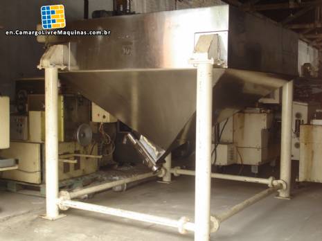 Pyramid trunk tank in stainless steel 304