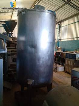 Stainless steel tank 1,200 L