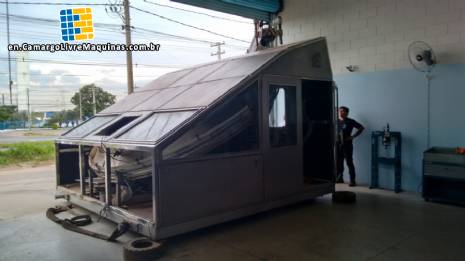 Bottle and flask feeder positioner Posimat