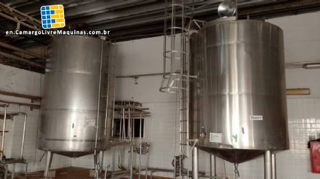 15,000 liter stainless steel insulated mixing tank