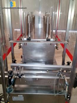 Linear filling machine and automatic threading machine