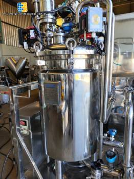 00 L / 140 L 316L Stainless Steel CIP Reactor Tank Skid System Kroma Equipamentos (With URS Documentation & Data Sheet)