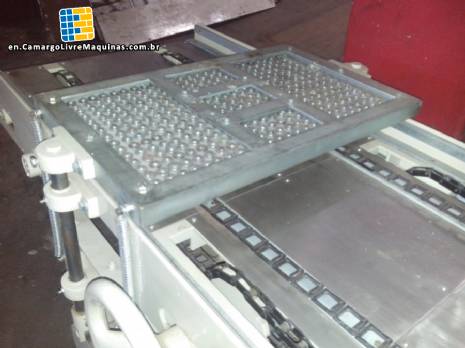 Drip tray for gum bullets