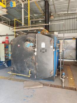 Gas-fired steam boiler with horizontal fire-tube burner Collins
