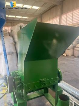 Rotary knife mill for recycling PP, PET, PS, ABS, rubber 25 HP