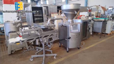 Handtmann hamburger and meatball forming machine