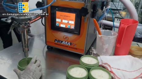 Bench top filling machine with 1 filling nozzle