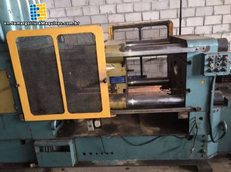 Injection molding machine