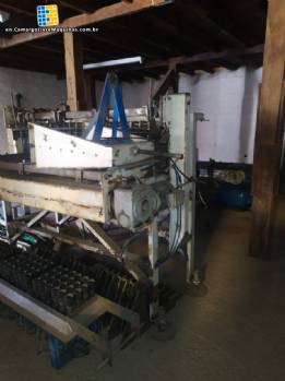 Sanmartin glass bottle caser