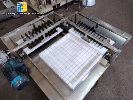 Semi-automatic stainless steel candy cutting table