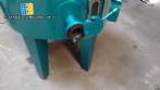Internal molten stainless steel tank