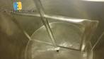 Stainless steel storage tank for steam