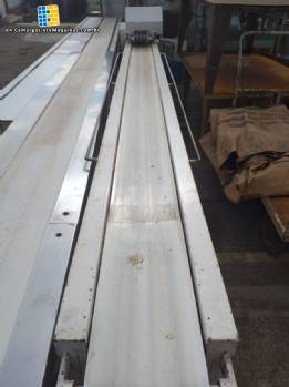 Automatic line for the manufacture of garlic bread Automatic line for the manufacture of garlic bread