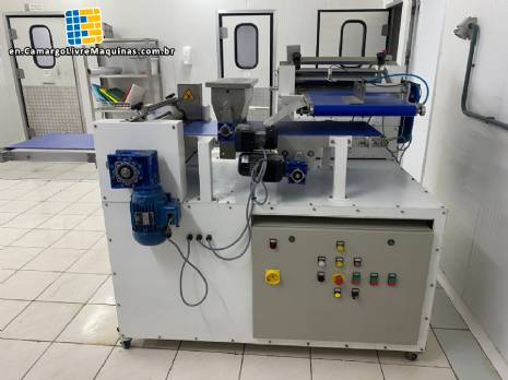 Pizza dough sheeter, Leader 400 kg, up to 400 kg per hour. Pizza dough sheeter, Leader 400 kg, up to 400 kg per hour.