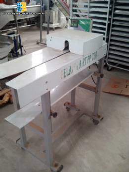 Sealing machine Sealing machine