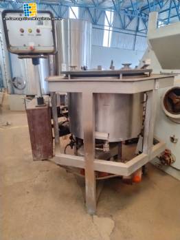 Stainless steel mixing tank for creams and thick products 400 liters Stainless steel mixing tank for creams and thick products 400 liters